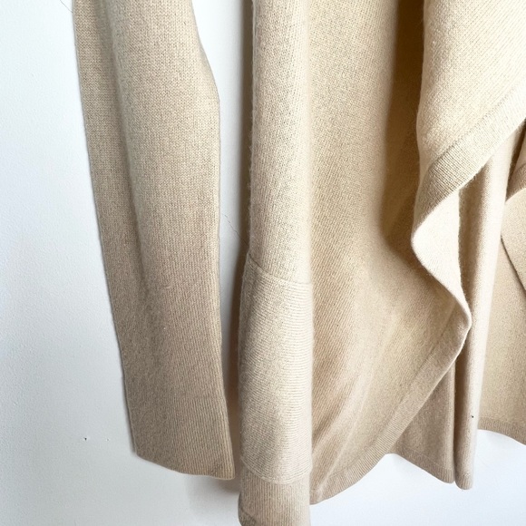 Lilly Pulitzer Cashmere Cardigan Tan Size Small - Picture 10 of 15